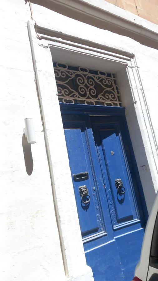 Door Nine -Townhouse With Harbour Views Villa อิล-เฟอร์ยานา ภายนอก รูปภาพ